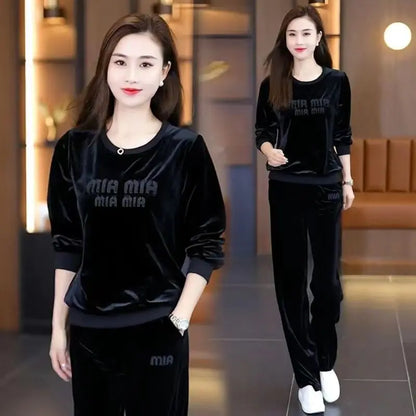 Women's Golden Velvet Sportswear Suit Autumn New Fashion And Casual Round Neck Embroidered Tops Pants 2 Two Piece Set For Women