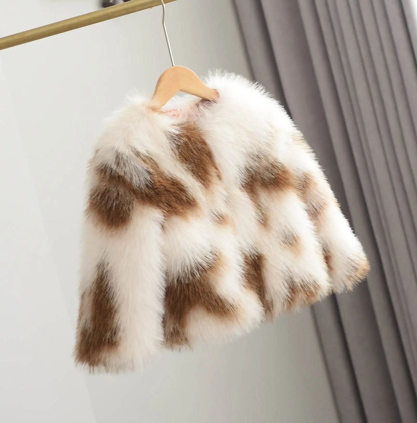 Little Girls Faux Fur Coat Warm Winter Coats Thick Fox Fur Jacket Korean Fashion Kids Plush Outerwear Child High Quality Outwear