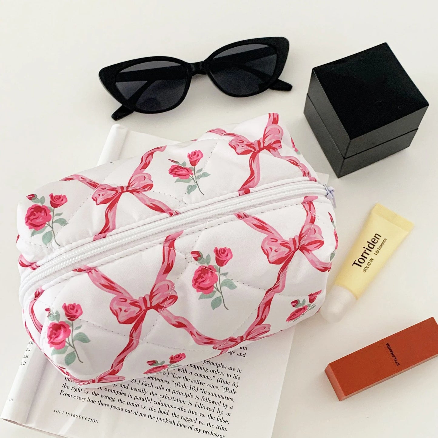 Cute Cosmetic Bag Travel Portable Skin Care Product Clutch Bag For Women Ins Sweet Care Bag Girl Heart Makeup Bag Personality