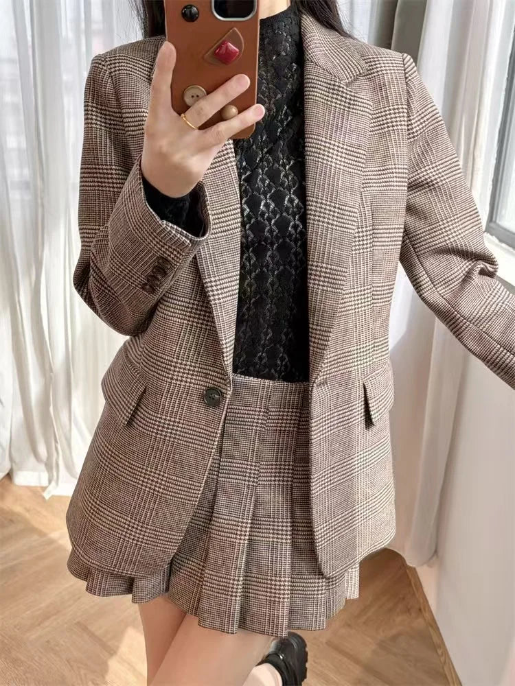 Autumn Winter New Women Vintage Plaid Suit  Fashion Single Button Jacket Pleated Zipper Mini Skirt British Style Set Ladies