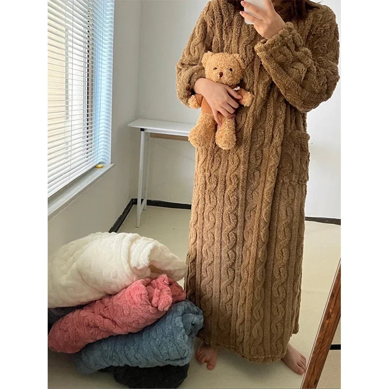 Winter Long Sleeve Double Pocket Flannel Nightgowns Women Loose Solid Sleepwear Jacquard Night Dress Thickened Warm Nightdress