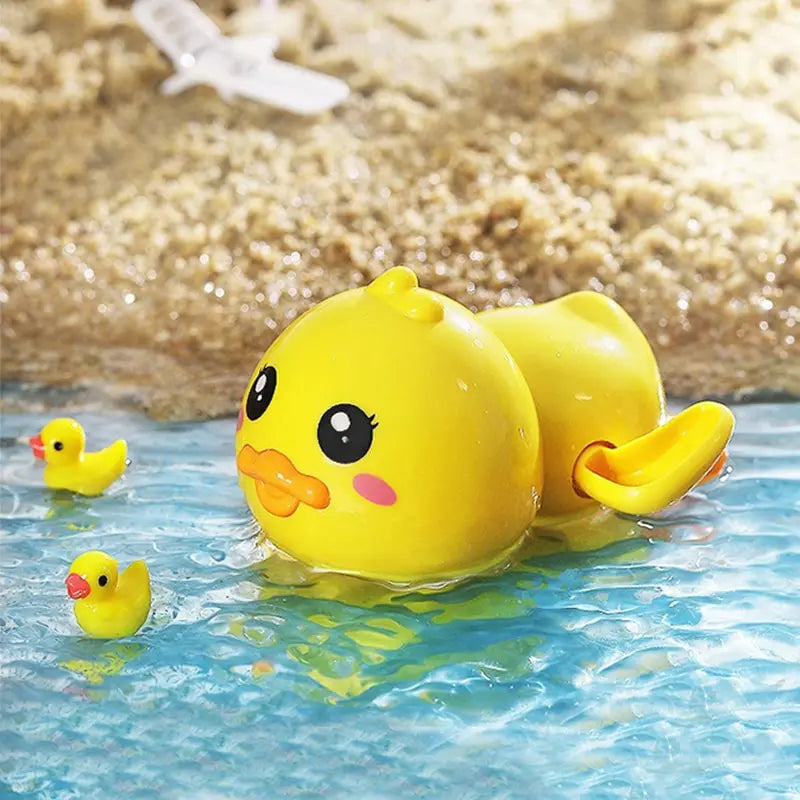 Bath Toy Cute Animal Clockwork Bathtub Swimming Pool Toy. Floating Wind Up Swimming Duck Pool Toys For Preschool Toddler