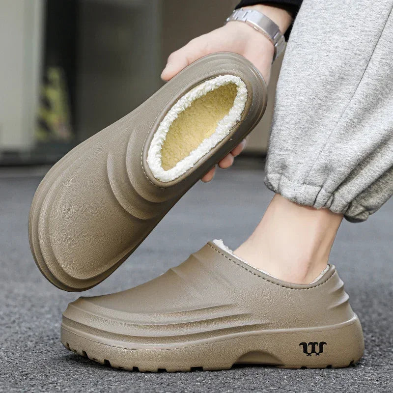 2025 New Fashion Cotton Slippers Men Winter Warm Home Cotton Shoes Waterproof Garden Shoes Indoor Slip on Concise Shoes