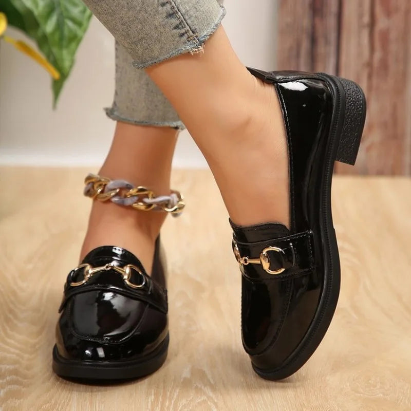 2025 Spring Women’s Leather Shoes British Style Metal Chain Black Mary Jane Low Heels Ladies Casual Loafers