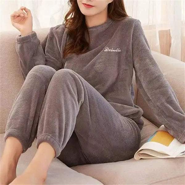 Women Velvet Pajama Set Fleecing Warm Loose Top And Elastic Waist Pants Home Casual Warm Woolen Suit Women