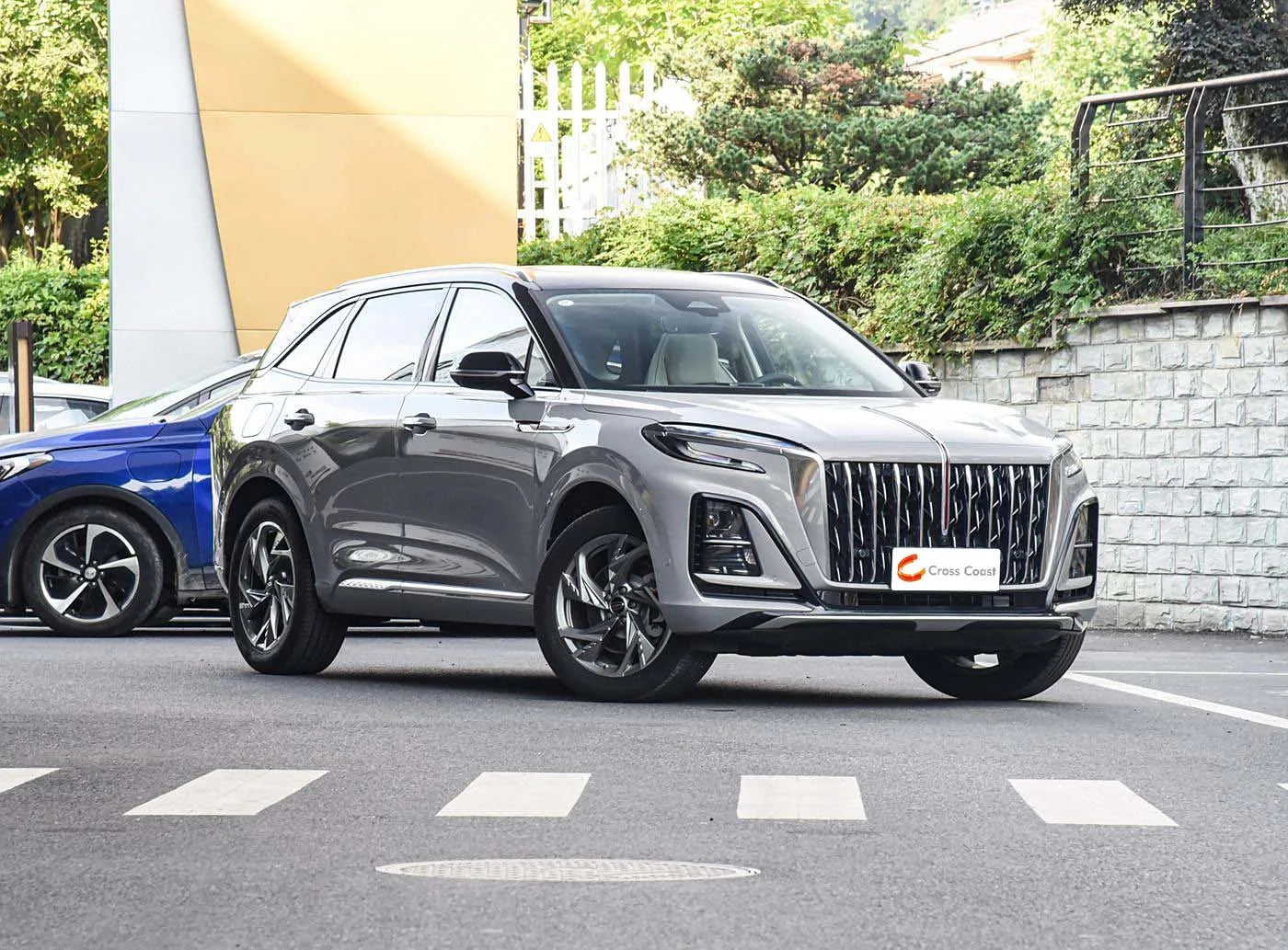 Made in China 4 Wheel Hongqi E-hs3 Suv Electric Car For Sale Cheap Price Used Hongqi E-hs3 New Energy Vehicle