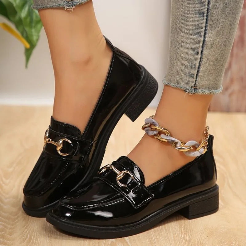 2025 Spring Women’s Leather Shoes British Style Metal Chain Black Mary Jane Low Heels Ladies Casual Loafers